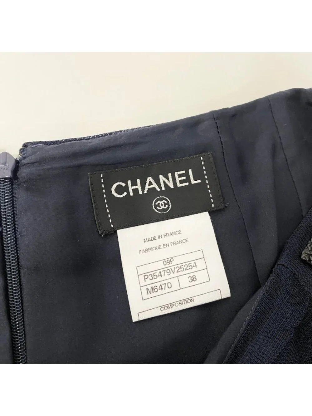 Chanel Knit Pencil Skirt Gradient Quilted Bag Motif Plate Navy Rayon